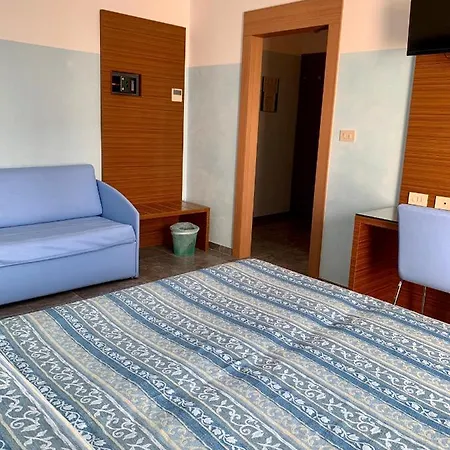 Serena Hotel