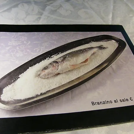 فندق Serena غرادو