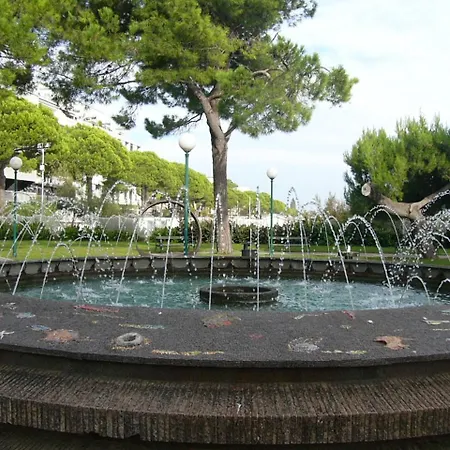 فندق Serena غرادو